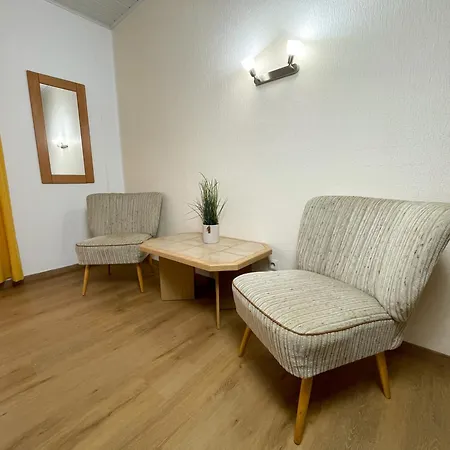 Weinhaus Hirschen Guest house Bruttig-Fankel