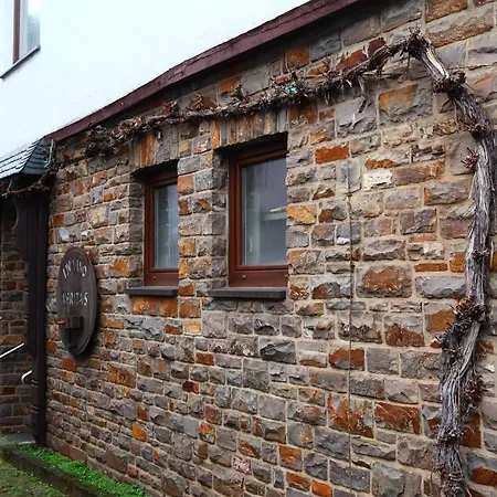 Weinhaus Hirschen Guest house Bruttig-Fankel