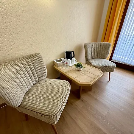 Weinhaus Hirschen Guest house *
