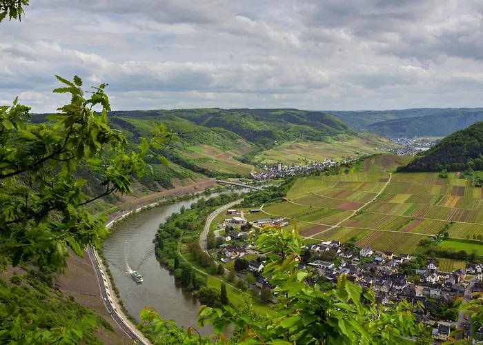 Weinhaus Hirschen 3*