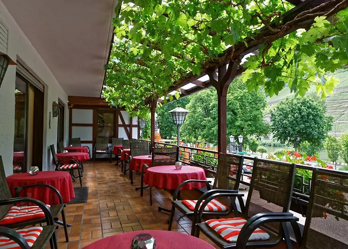 Maison d'hôtes Weinhaus Hirschen Bruttig-Fankel